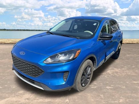 Used 2021 Ford Escape SE AWD/4WD image 4