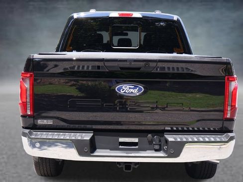 Used 2025 Ford F150 Lariat w/ Equipment Group 502A High AWD/4WD image 23