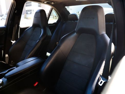 Used 2013 Mercedes-Benz C 63 AMG Sedan image 9