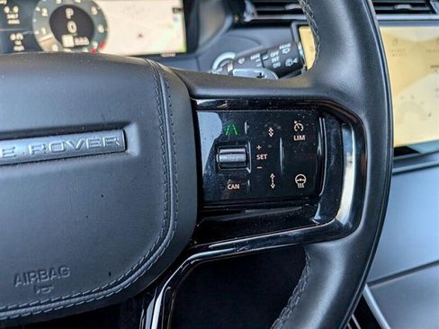 Used 2025 Land Rover Range Rover Velar Dynamic SE image 21