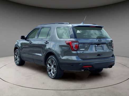 Used 2018 Ford Explorer Sport w/ Equipment Group 401A AWD/4WD image 3
