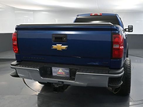 Used 2016 Chevrolet Silverado 2500 LT w/ LT Convenience Package image 6