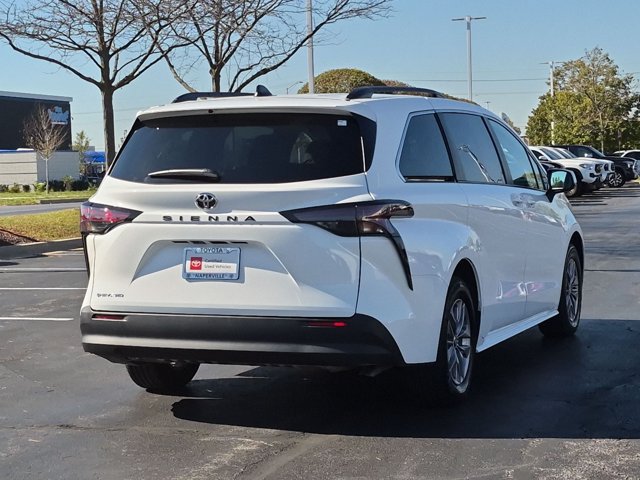 Certified 2026 Toyota Sienna LE AWD/4WD image 6