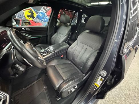 Used 2020 BMW X5 M50i w/ Executive Package image 11