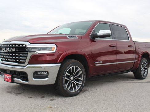 Used 2025 RAM 1500 Limited AWD/4WD image 1