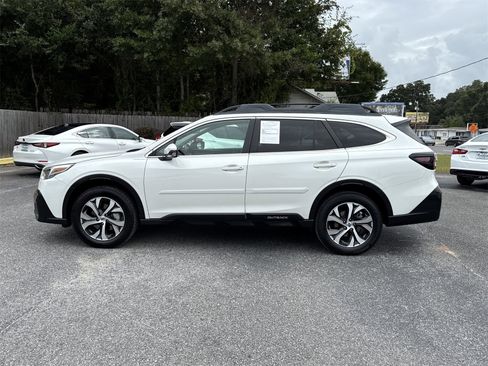 Used 2020 Subaru Outback Limited image 2