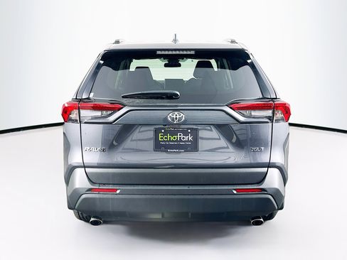 Used 2025 Toyota RAV4 XLE w/ Convenience Package image 7