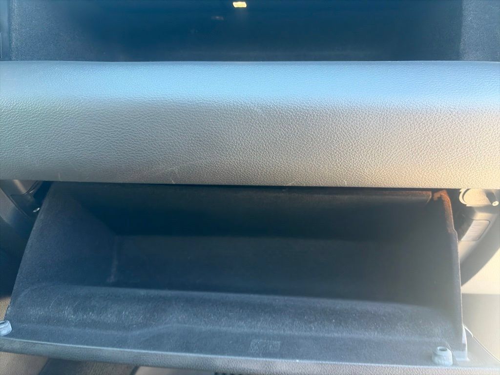 Used 2022 RAM 1500 Laramie RWD image 30
