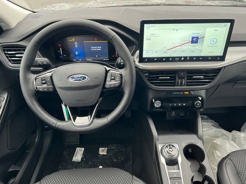 New 2026 Ford Escape SE image 14