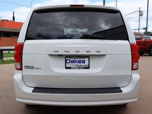 Used 2015 Dodge Grand Caravan SE FWD image 5
