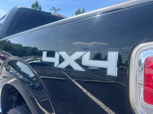 Used 2014 Ford F150 XLT w/ Equipment Group 302A Luxury AWD/4WD image 9