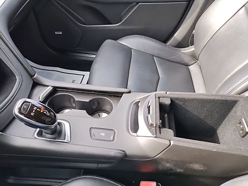 Used 2019 Cadillac XT5 Luxury image 32