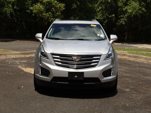Used 2019 Cadillac XT5 Premium Luxury FWD image 10