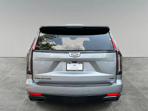 Certified 2024 Cadillac Escalade ESV Sport w/ LPO, ONYX Package image 11