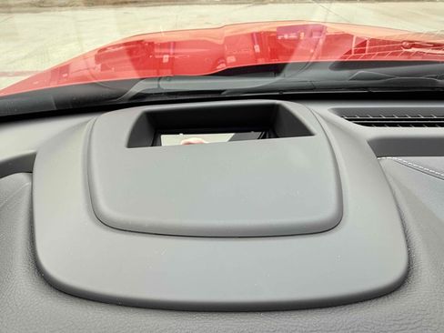 Used 2024 Cadillac CT4 V Blackwing w/ Technology Package image 25