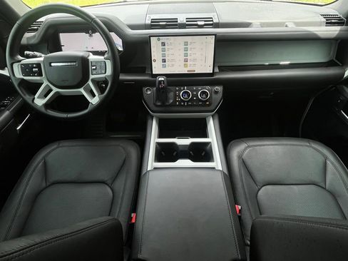 Used 2025 Land Rover Defender 130 S AWD/4WD image 9
