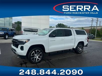 Used 2023 Chevrolet Colorado Z71 w/ Z71 Convenience Package 2