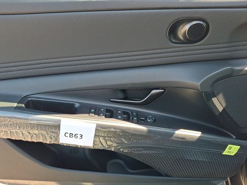 New 2026 Hyundai Elantra SEL Sport Premium FWD image 12