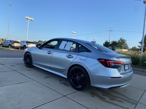 Used 2025 Honda Civic Sport image 5
