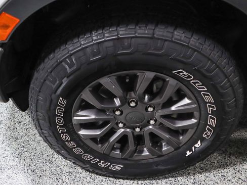 Used 2019 Ford Ranger XLT w/ FX4 Off-Road Package image 11