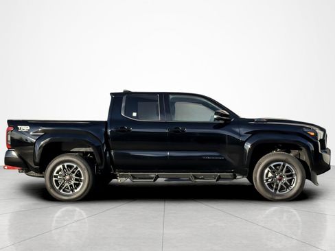Used 2025 Toyota Tacoma TRD Sport image 6