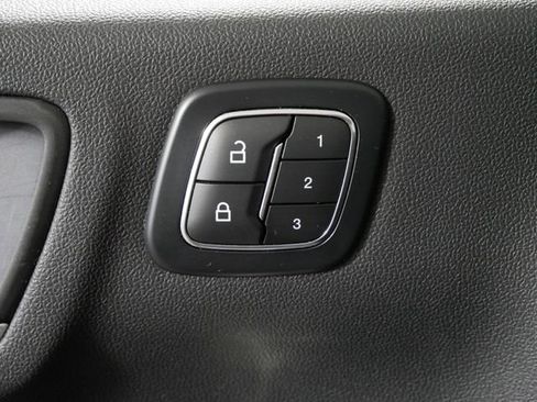 Certified 2025 Ford Escape Platinum AWD/4WD image 17