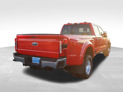 Used 2023 Ford F350 Lariat w/ Lariat Ultimate Package AWD/4WD image 13