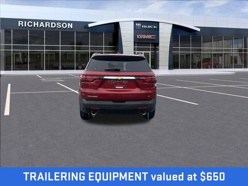 Used 2023 Chevrolet Traverse LT image 4