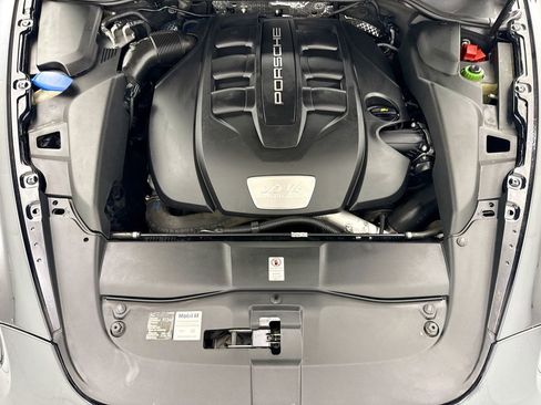 Used 2014 Porsche Cayenne Diesel AWD/4WD image 27