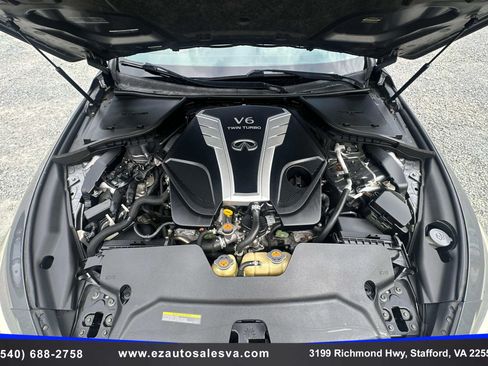 Used 2018 INFINITI Q50 Luxe w/ Essential Package (3.0T Luxe) AWD/4WD image 12