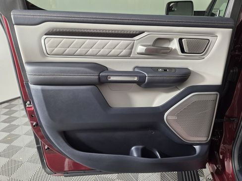 Certified 2025 RAM 1500 Tungsten AWD/4WD image 30