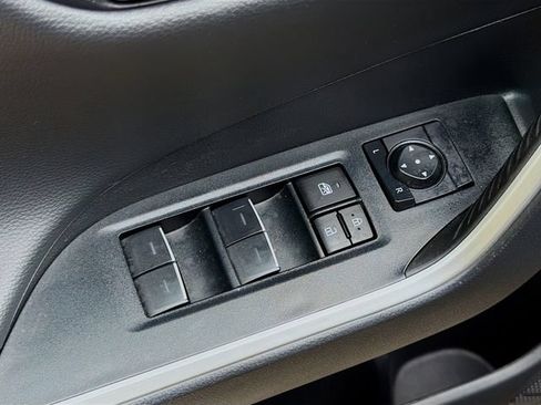 Used 2024 Toyota RAV4 XSE AWD/4WD image 22