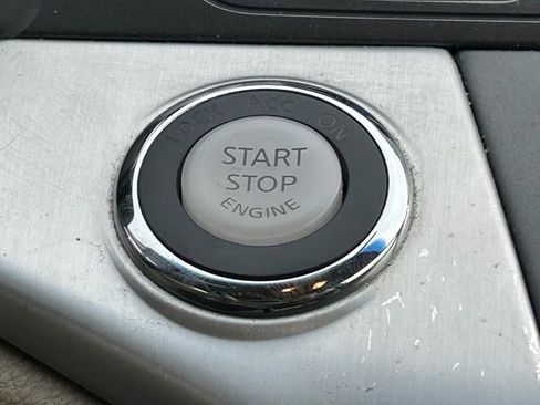 Used 2014 Nissan Murano SV w/ Value Package AWD/4WD image 15