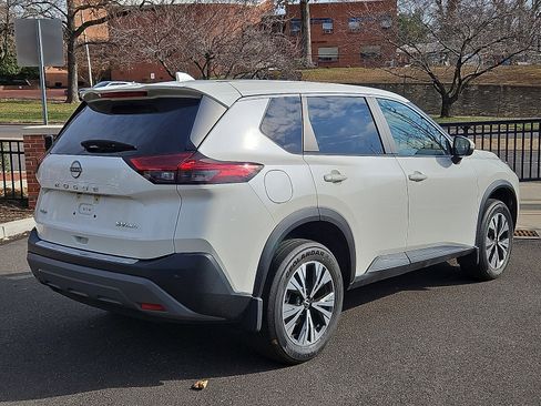 Certified 2023 Nissan Rogue SV image 6
