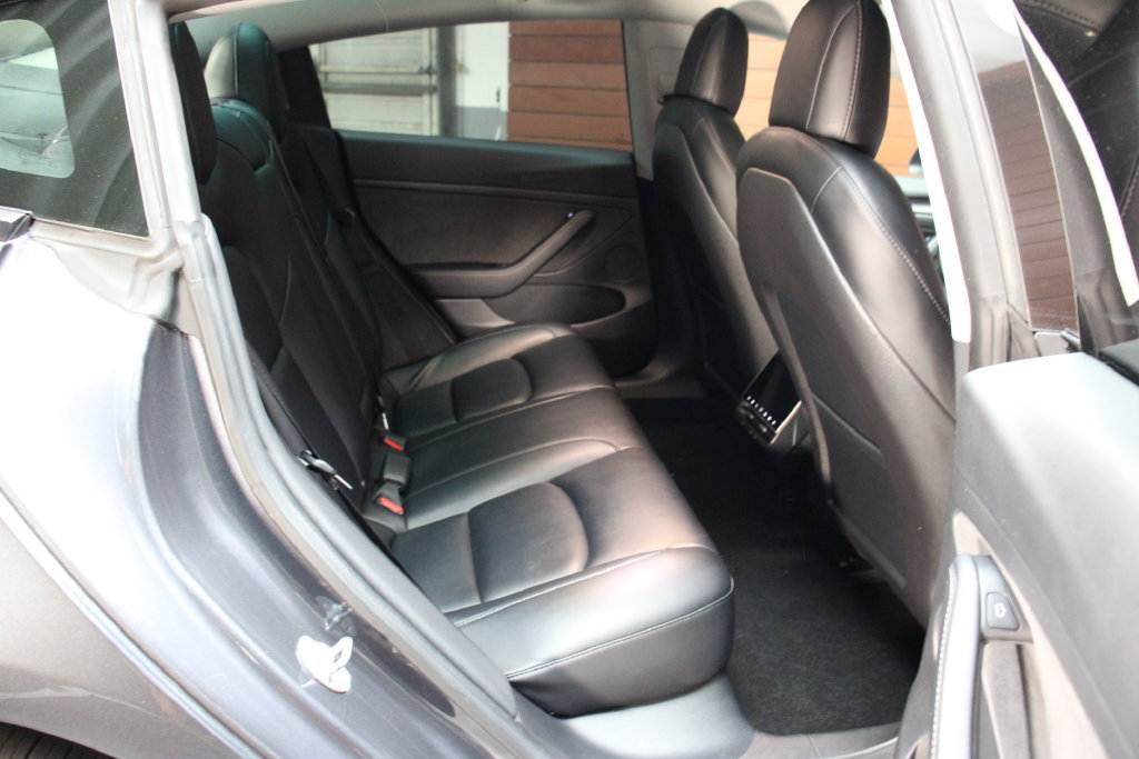Used 2021 Tesla Model 3 Standard Range Plus RWD image 10