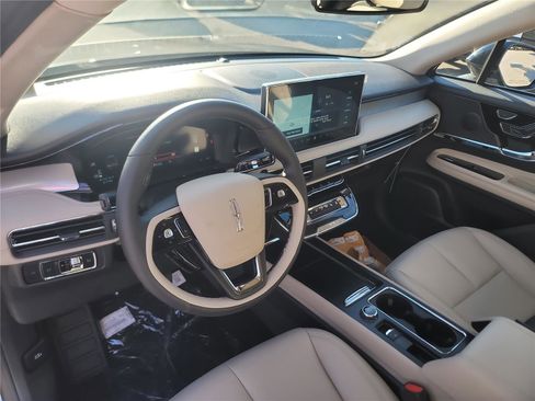 New 2026 Lincoln Corsair Premiere image 12