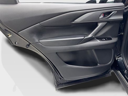 Used 2023 MAZDA CX-9 Touring image 37