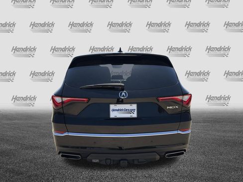 Certified 2023 Acura MDX FWD w/ Technology Package image 9
