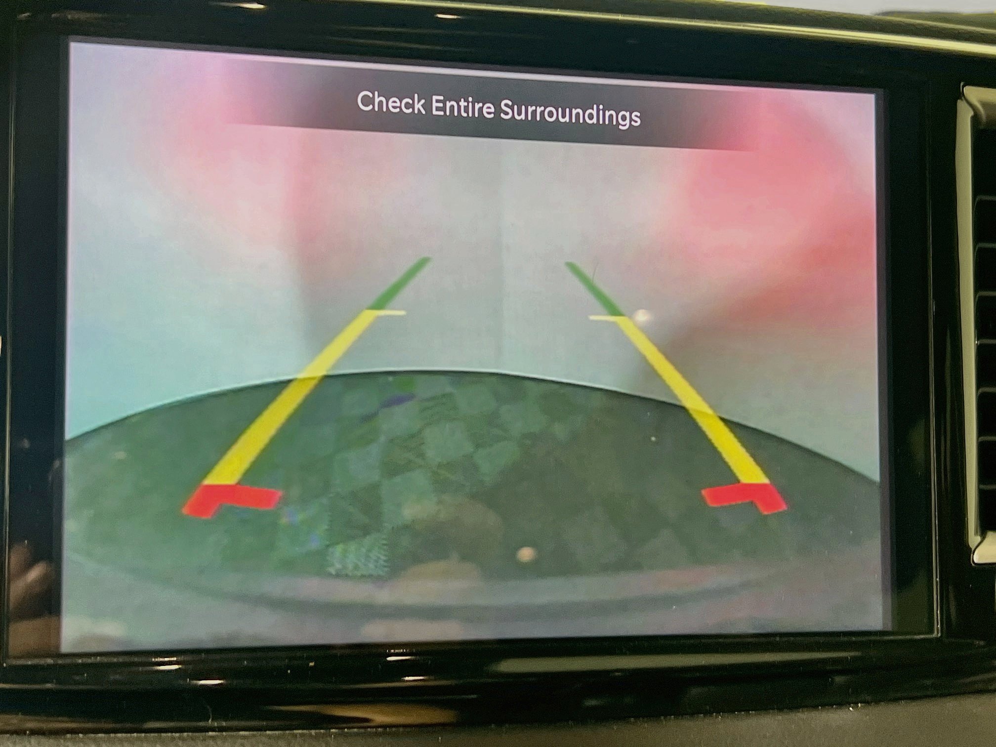 Used 2023 Chrysler Pacifica Touring-L FWD image 28