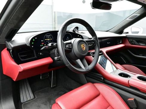 Certified 2020 Porsche Taycan Turbo S image 4