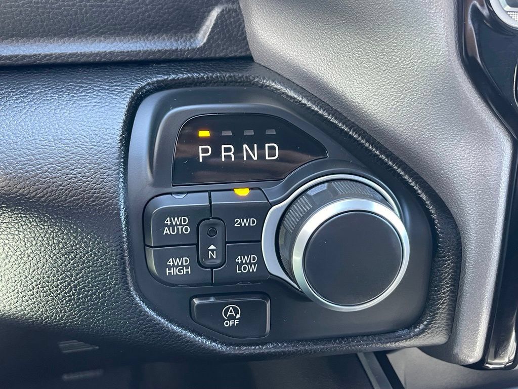 New 2026 RAM 1500 Big Horn AWD/4WD image 11