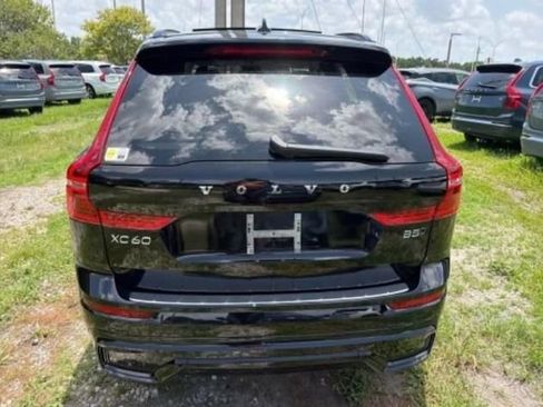 Used 2024 Volvo XC60 B5 Core w/ Protection Package Premier AWD/4WD image 4