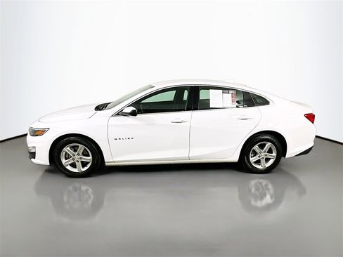 Used 2024 Chevrolet Malibu LT image 5
