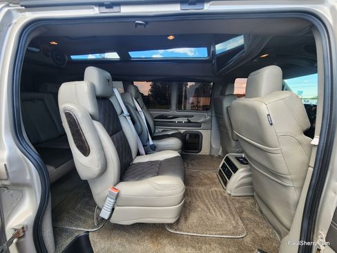 Used 2021 GMC Savana 2500 LS w/ Enhanced Convenience Package RWD image 48