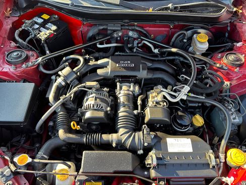 Used 2017 Toyota 86 image 6