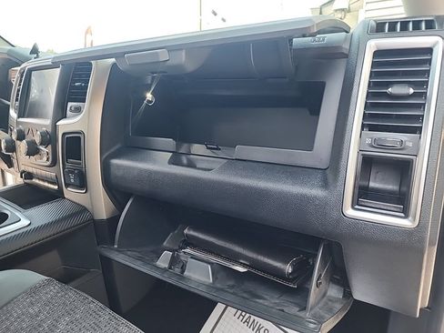 Used 2014 RAM 1500 SLT AWD/4WD image 44