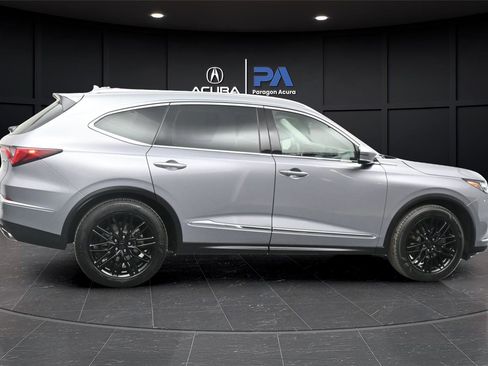 Used 2024 Acura MDX SH-AWD w/ Advance Package image 26