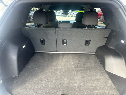 Certified 2025 Chevrolet Equinox LT AWD/4WD image 11