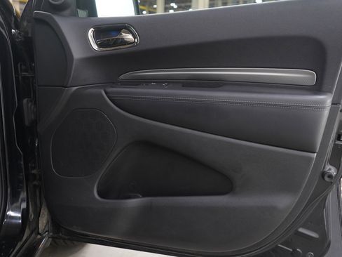 Used 2019 Dodge Durango R/T w/ Technology Group image 9