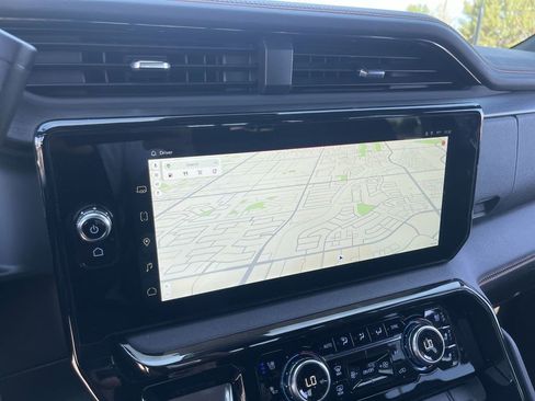 Used 2025 GMC Sierra 2500 AT4 w/ AT4 Premium Plus Package image 14